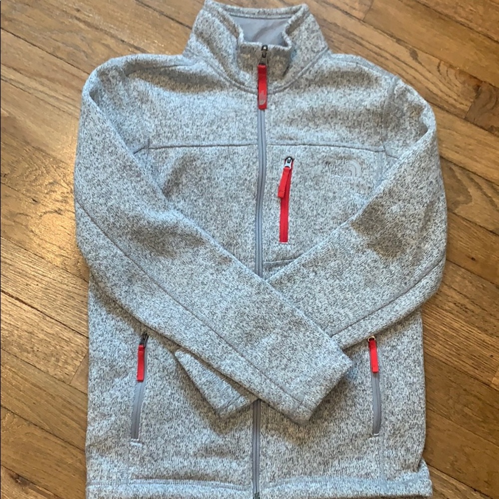 The North Face Lyon fleece in gray. Size M 10-12